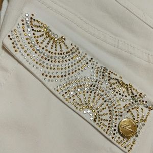 White house Black Market Blanc white jeans size 6